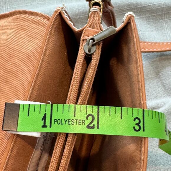 Universal Threads Faux Leather Crossbody Purse – 7.5"x6.5", Fast Ship! - Picture 4 of 12